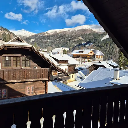 Panorama Retreat Nockblick - Ski, Hike & Relax Apartment